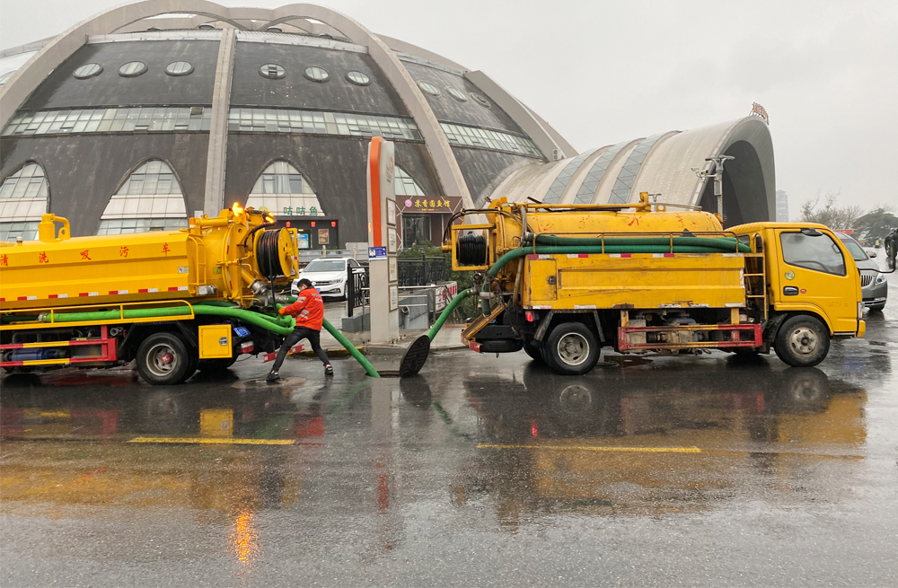 271泰山商场管道清淤